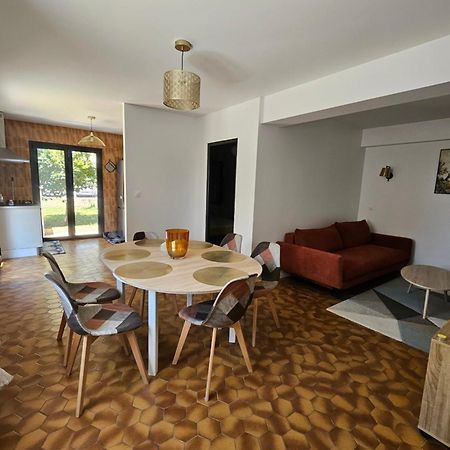 Appartement F3 Meuble Et Equipe Saint-Cyprien  Exterior photo